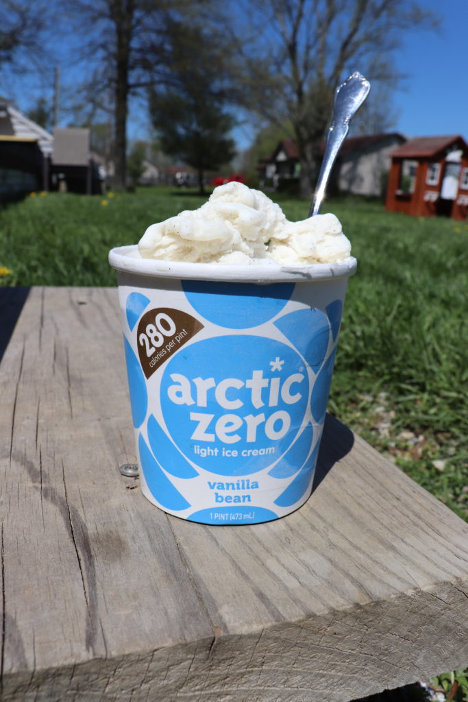 MamatheFox - Chill Out with Arctic Zero Light Ice Cream