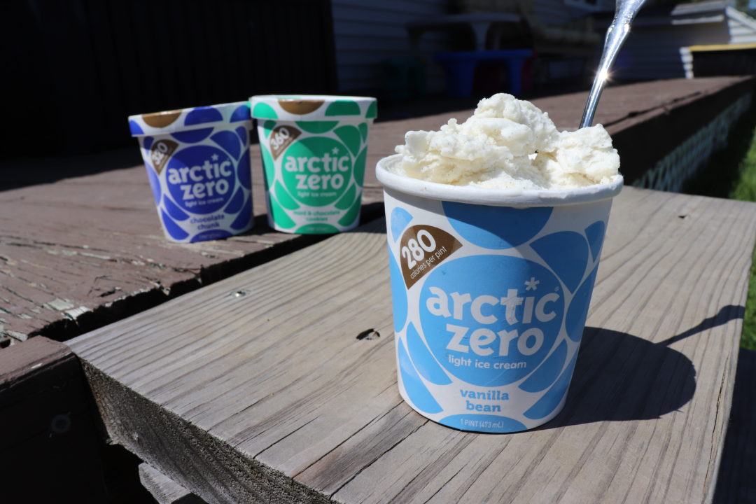 MamatheFox Chill Out with Arctic Zero Light Ice Cream